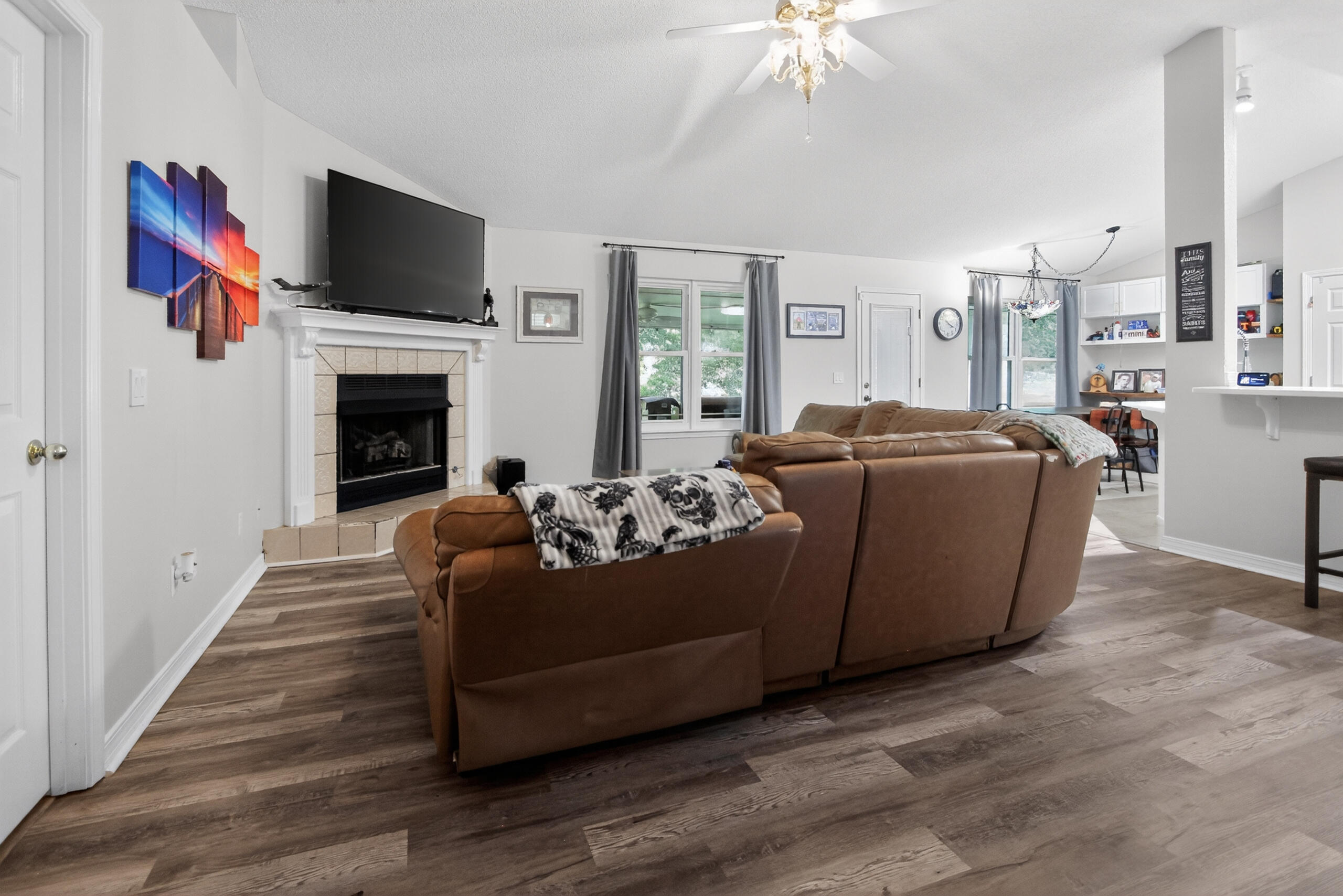 HOLLEY BY THE SEA - Residential