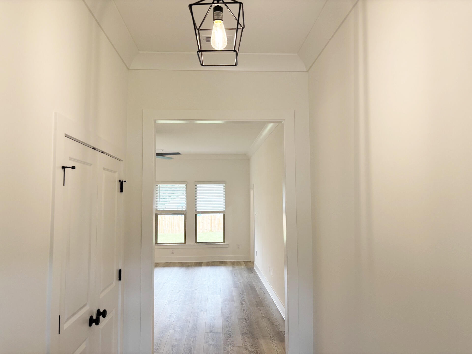 YOUNG OAKS - Residential