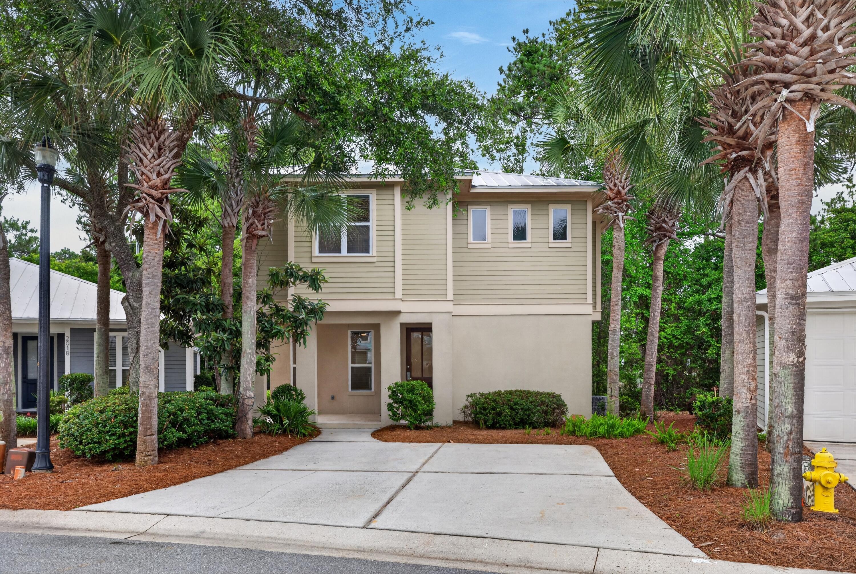 CRYSTAL LAKE - Residential Lease