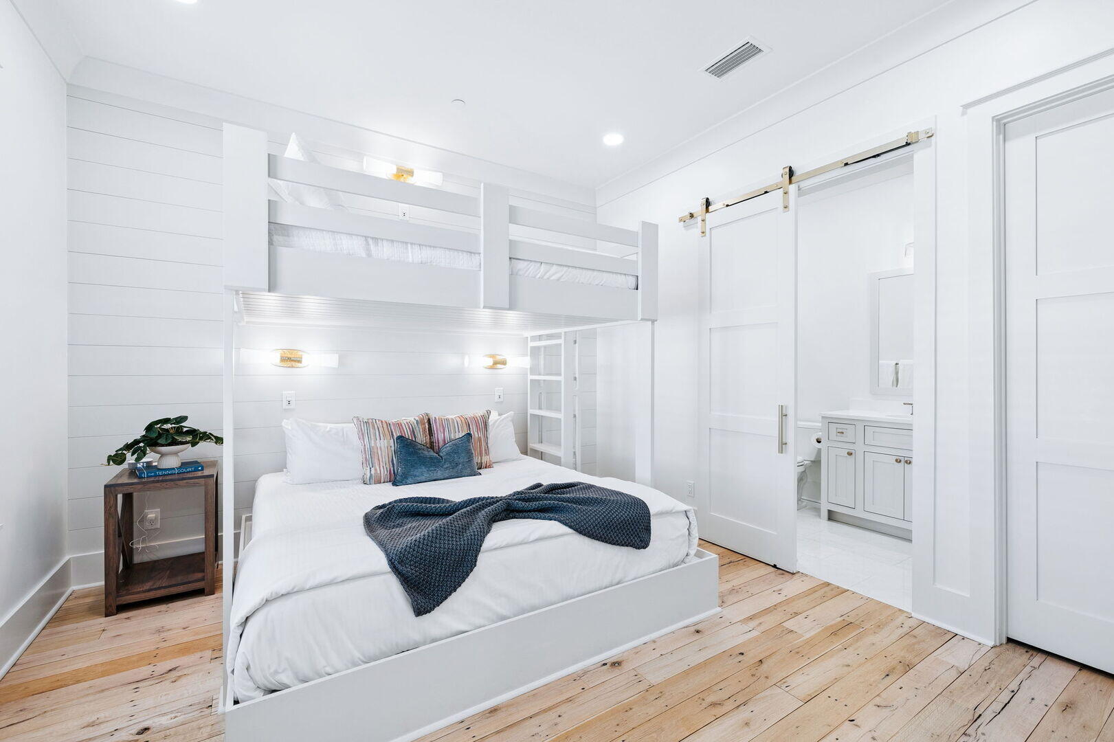 Hadley's Beach - Residential
