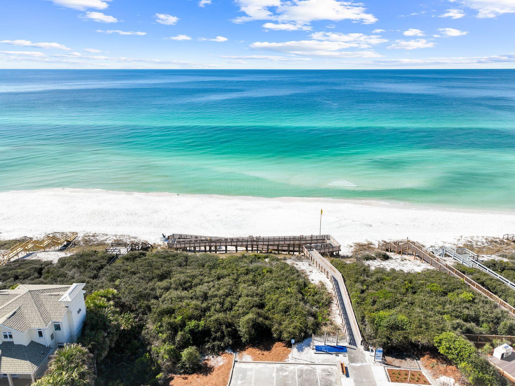GULF SHORE MANOR - Residential