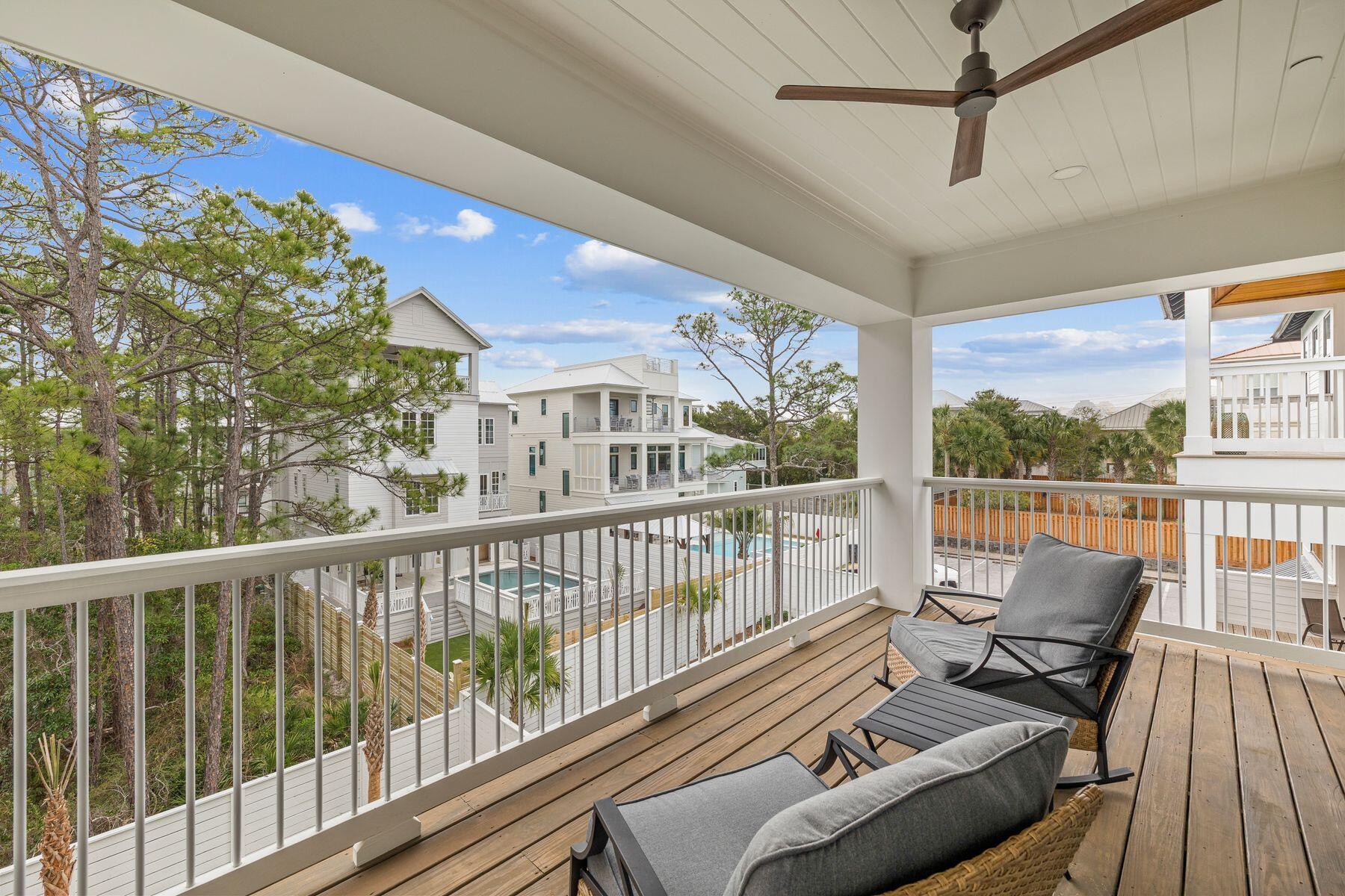 GULF SHORE MANOR - Residential
