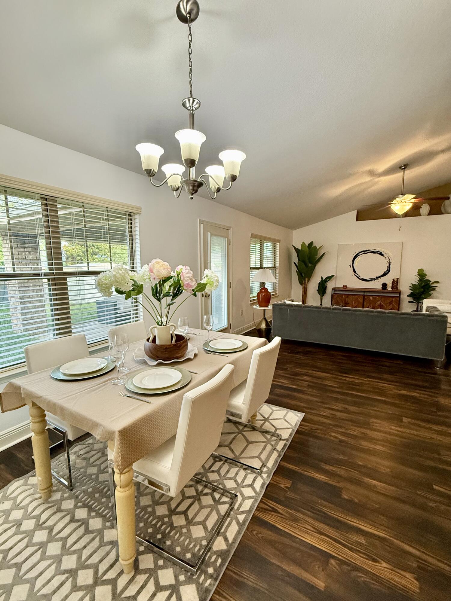 THOUSAND OAKS - Residential