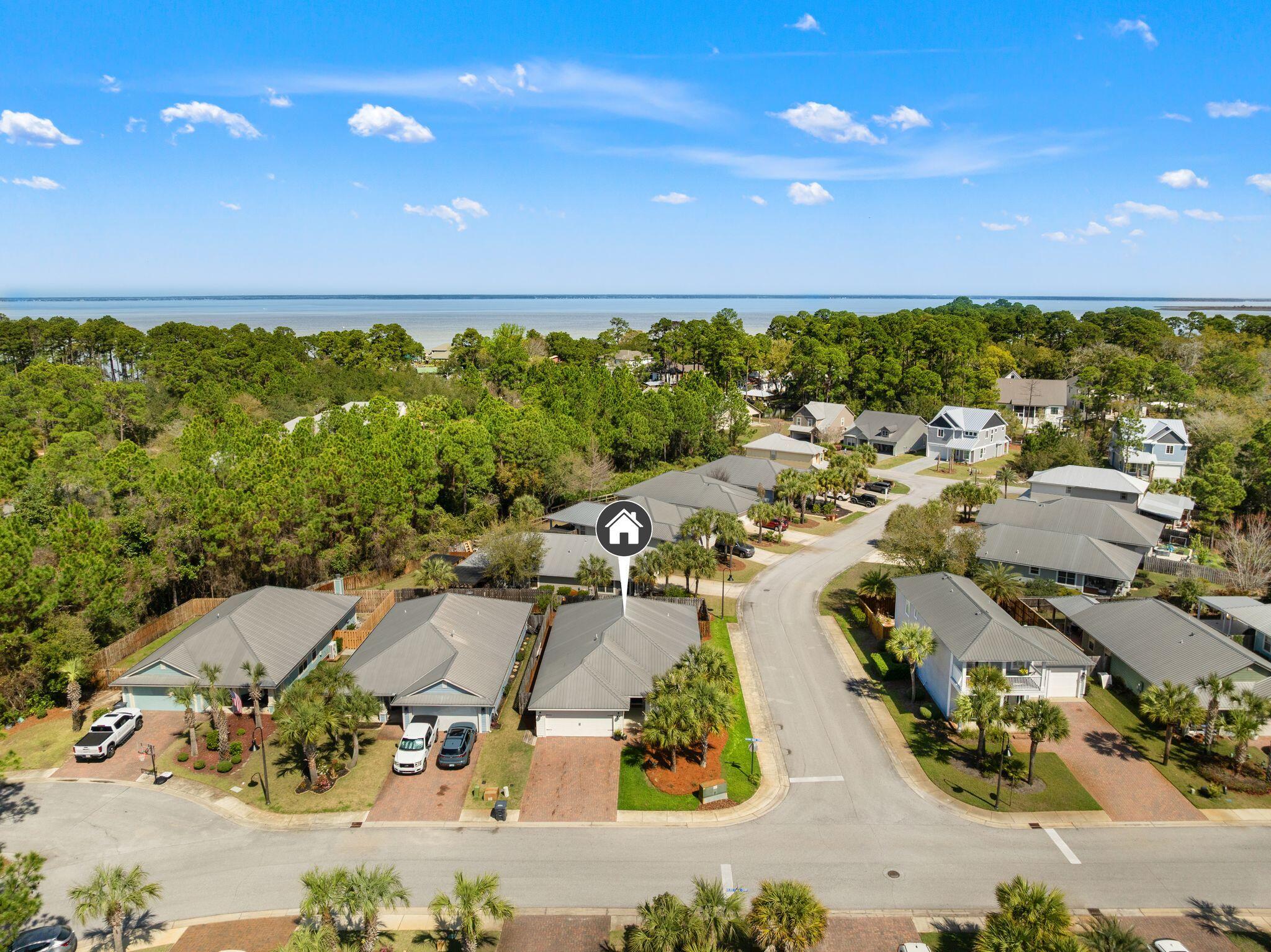 EAGLE BAY - Residential