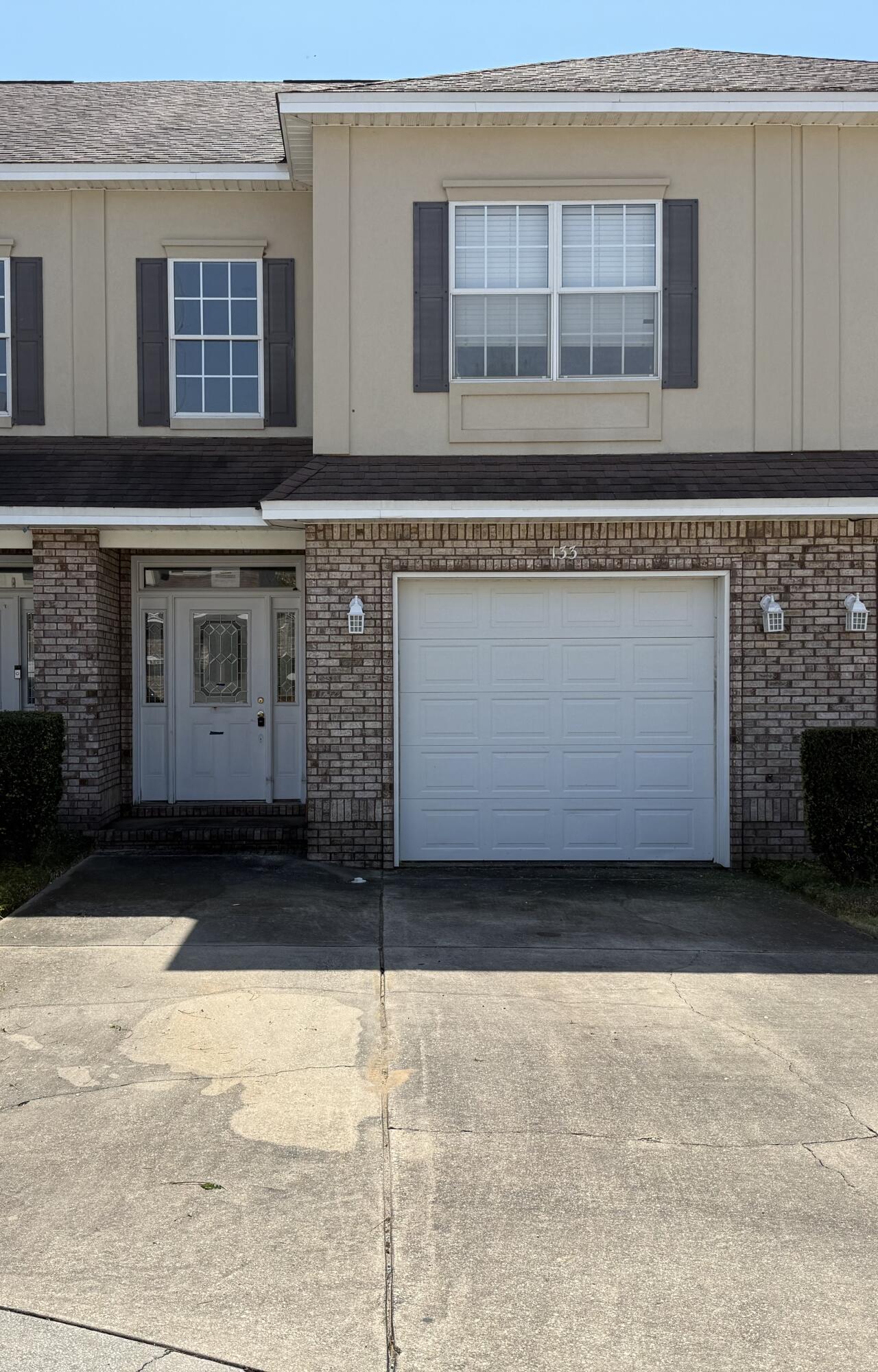 WALTON OAKS - Residential