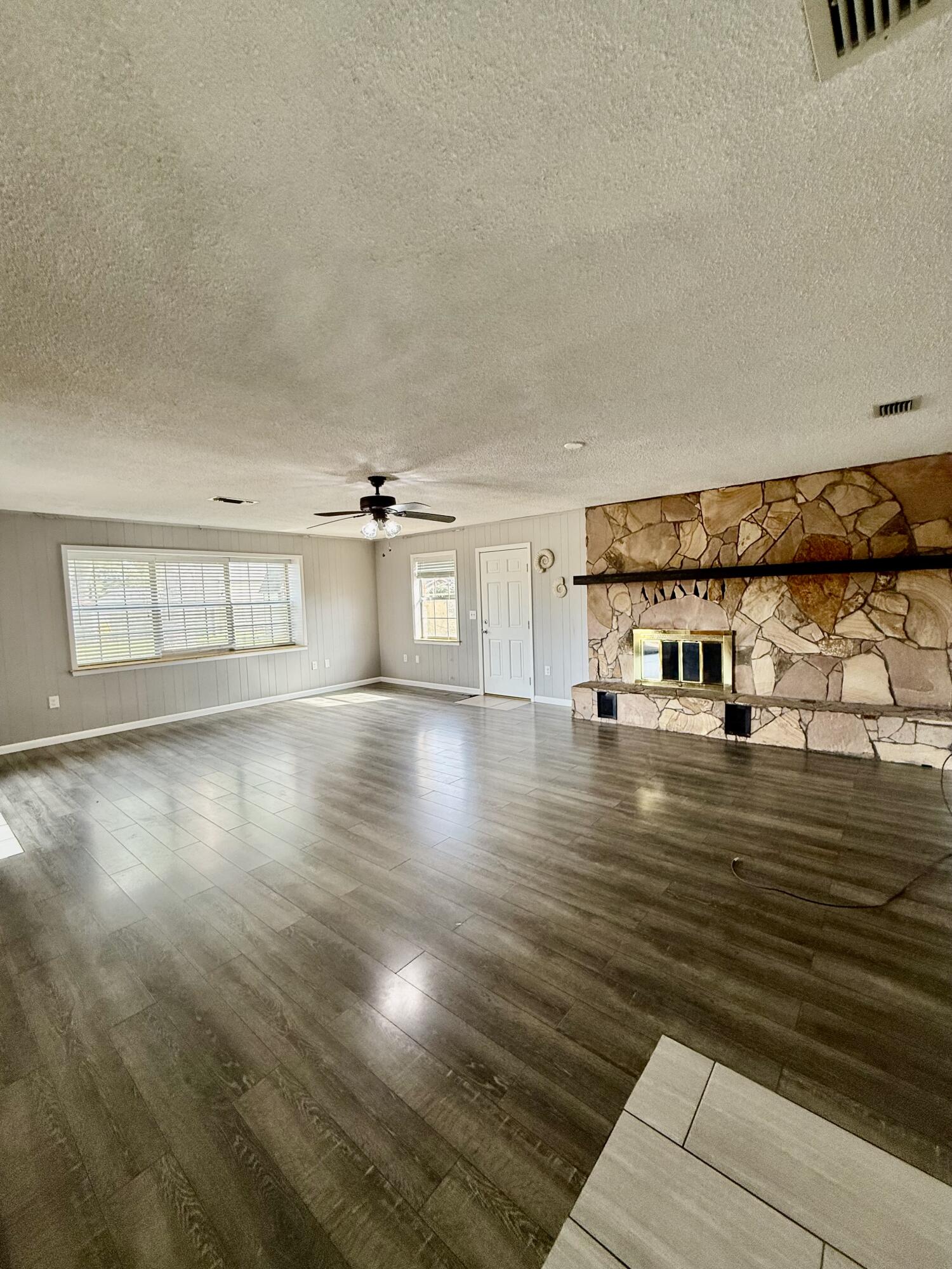 DONCASTER WOODS - Residential Lease