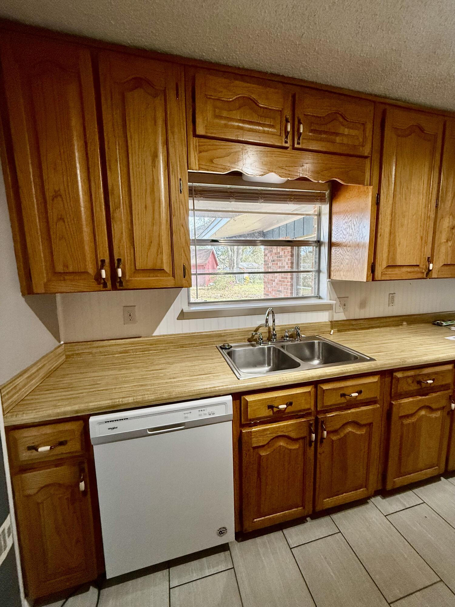 DONCASTER WOODS - Residential Lease
