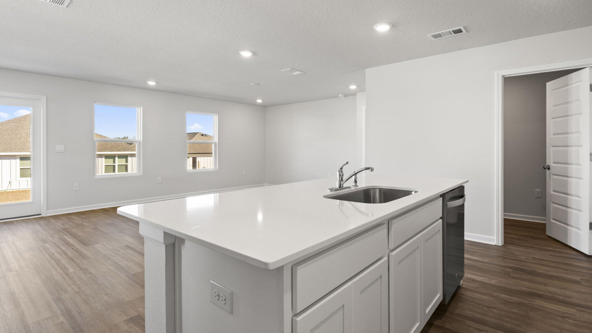 Captain's Cove - Residential