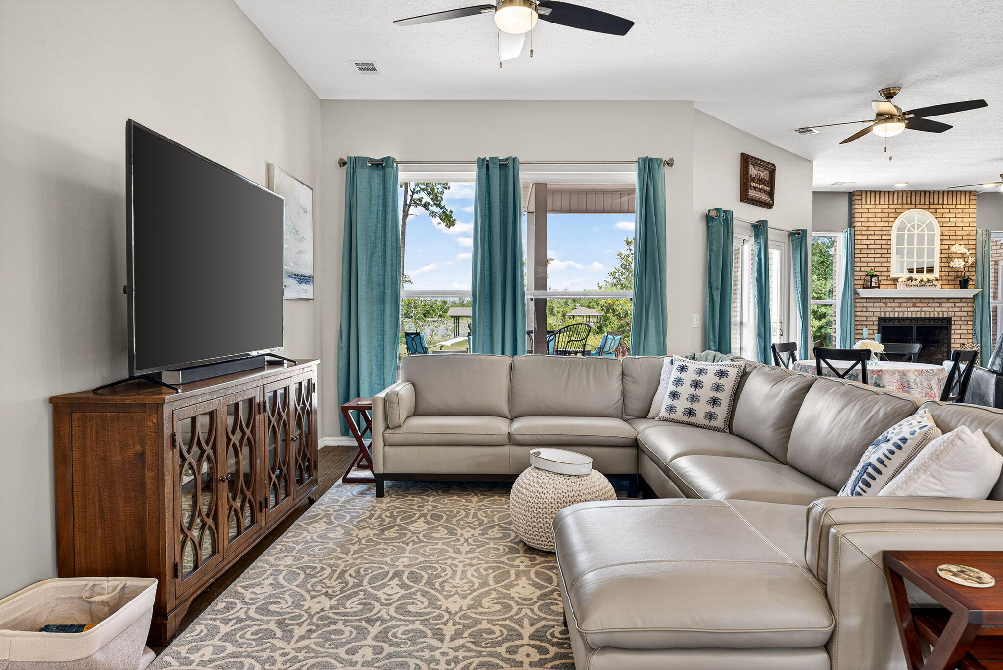 DEERWOOD - Residential
