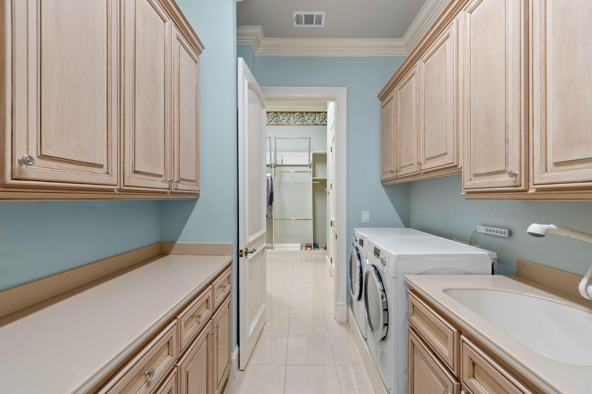 KELLY PLANTATION - Residential