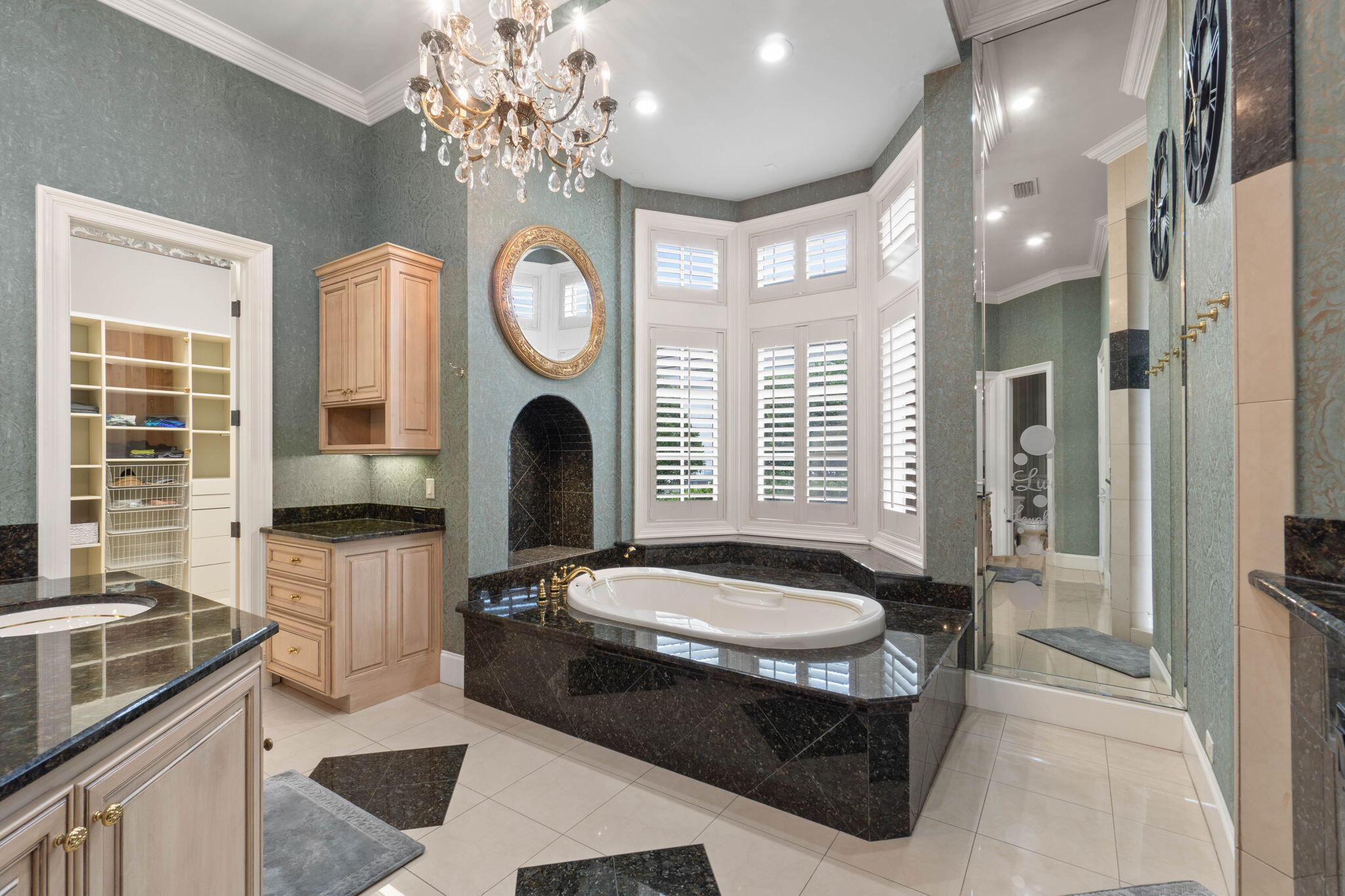 KELLY PLANTATION - Residential