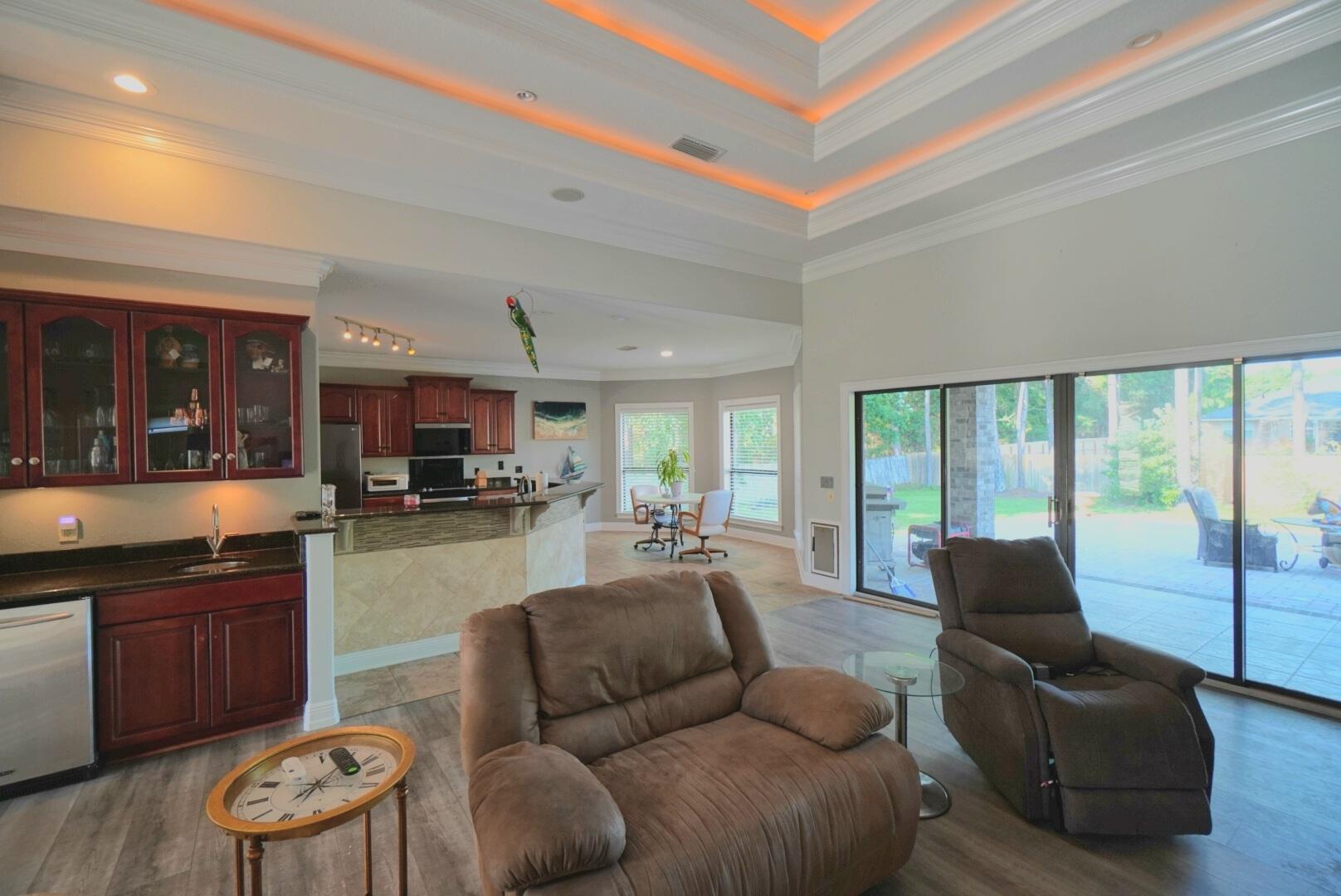HOLLEY BY THE SEA - Residential