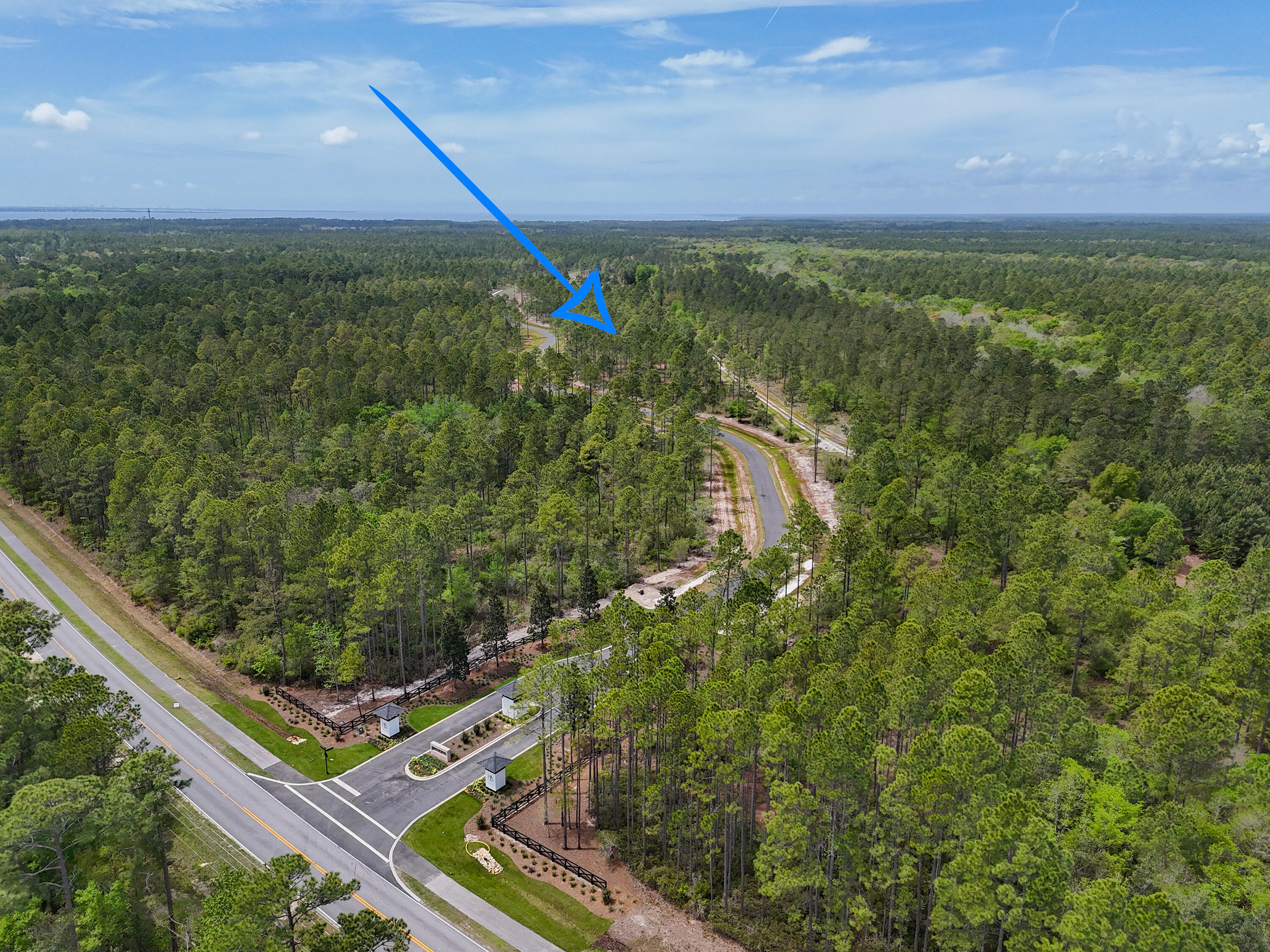 HAMMOCK BAY - Land
