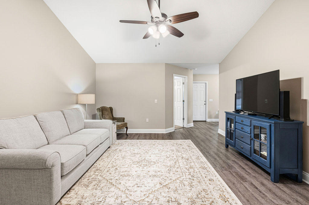 GARDEN CITY - Residential