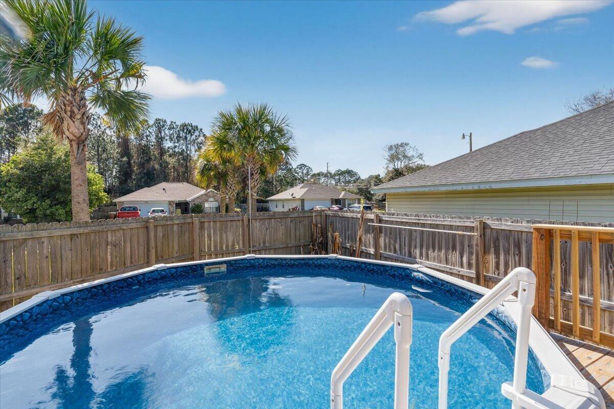 SHADOW LAKES - Residential