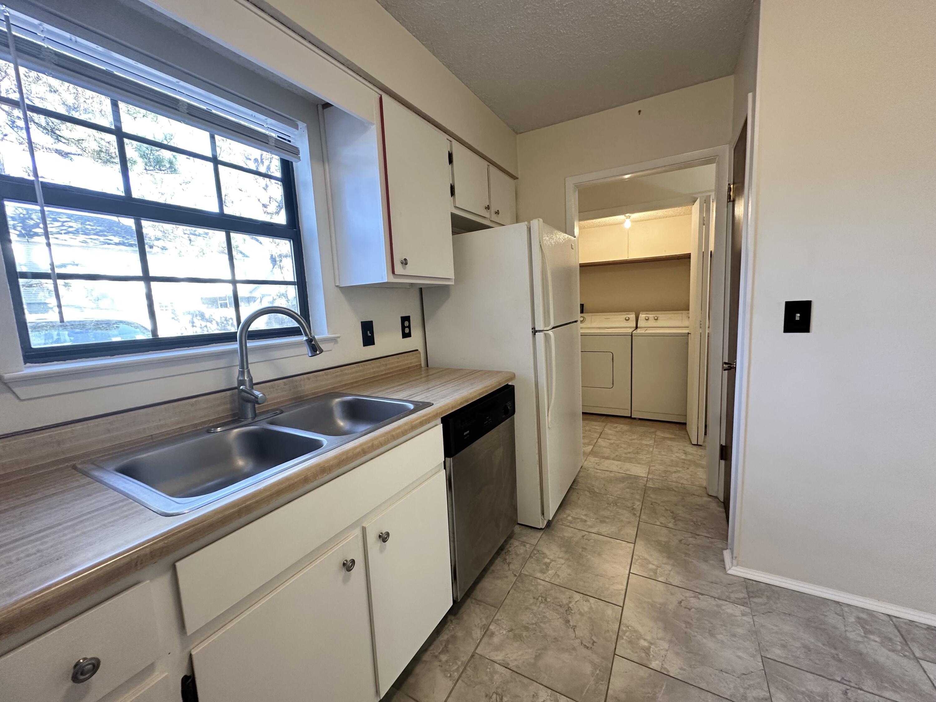Cambridge Townhome - Residential