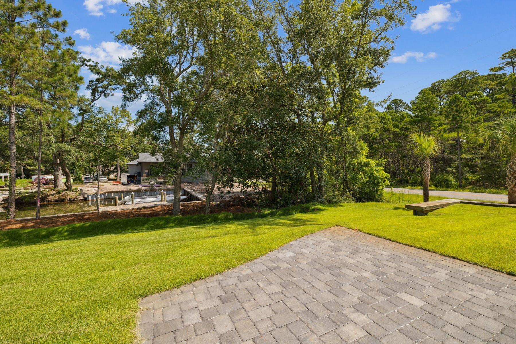 EAGLE BAY - Residential