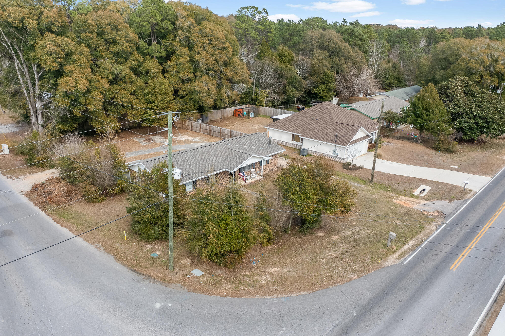 CRESTVIEW - Residential