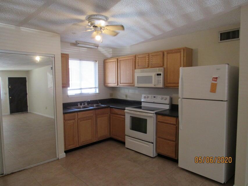 COLLEGE PARK CONDO - Residential Lease