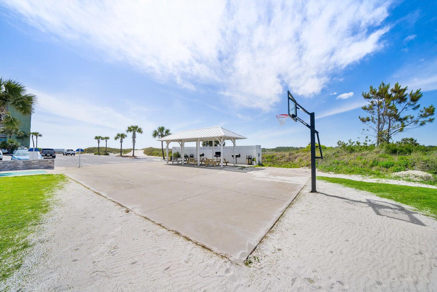 PINNACLE PORT PHASE I - Residential