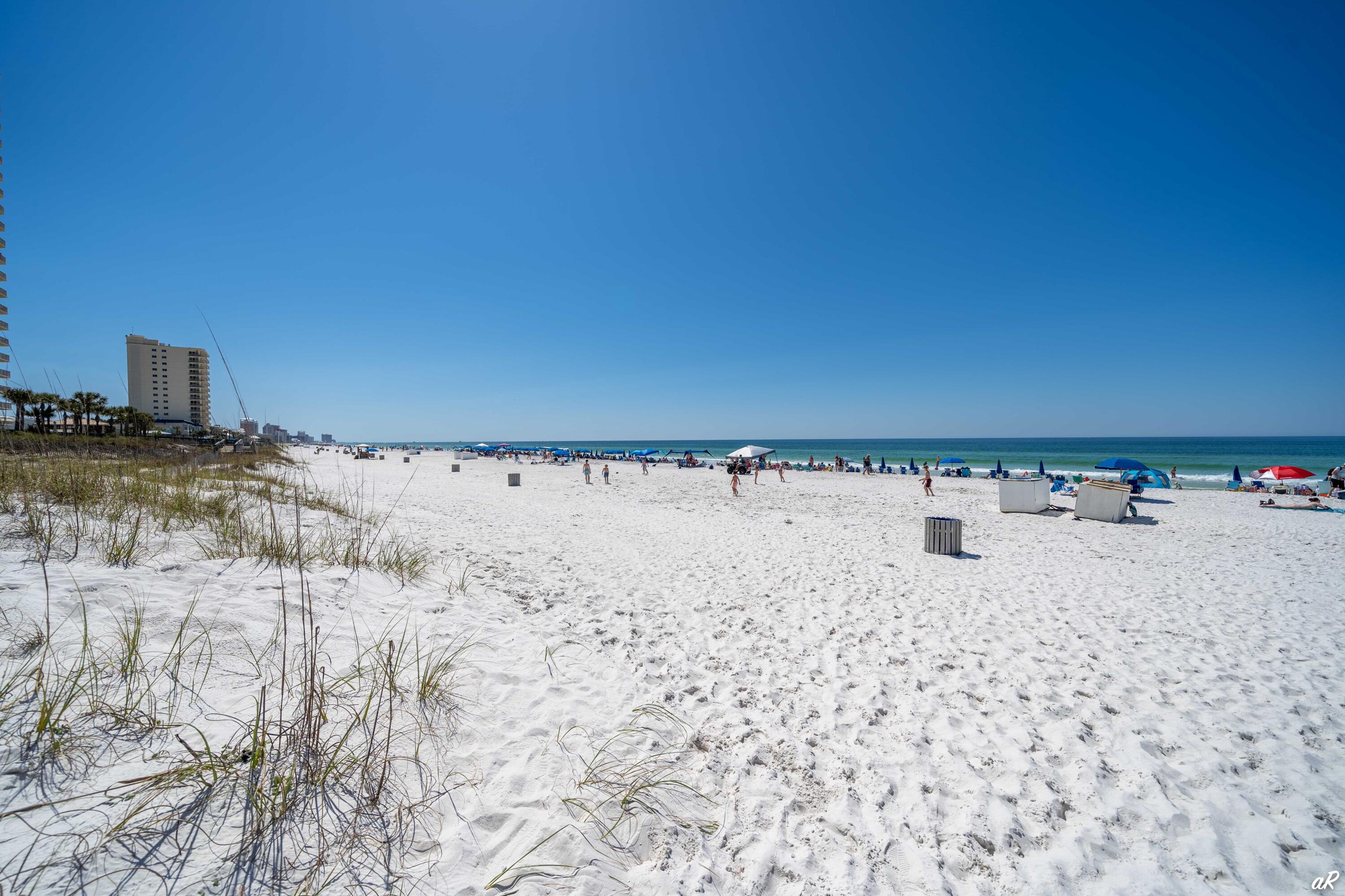 SUGAR BEACH T/H - Residential