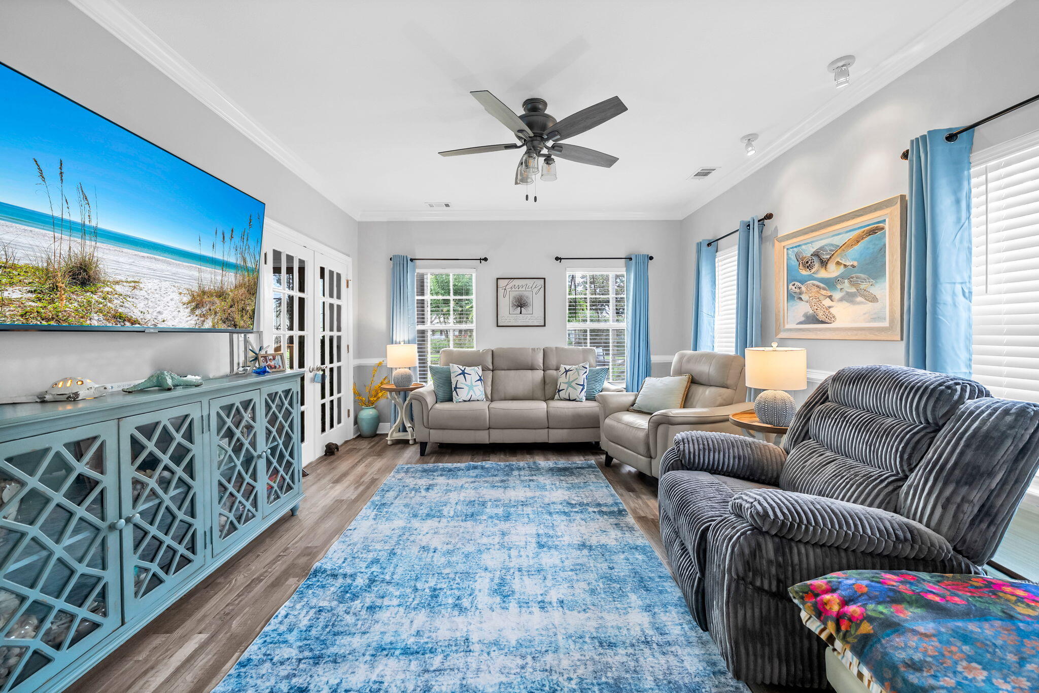FLAMINGO BEACH - Residential