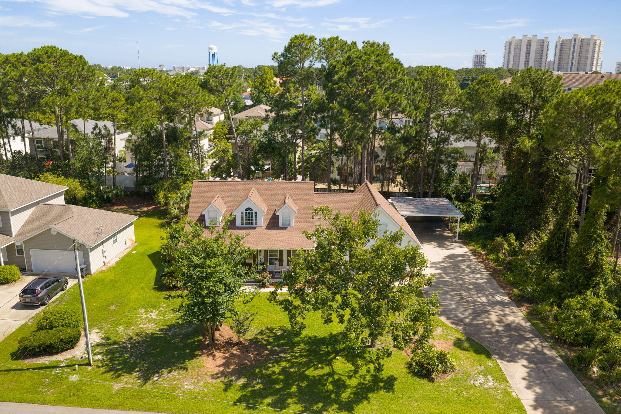 FLAMINGO BEACH - Residential