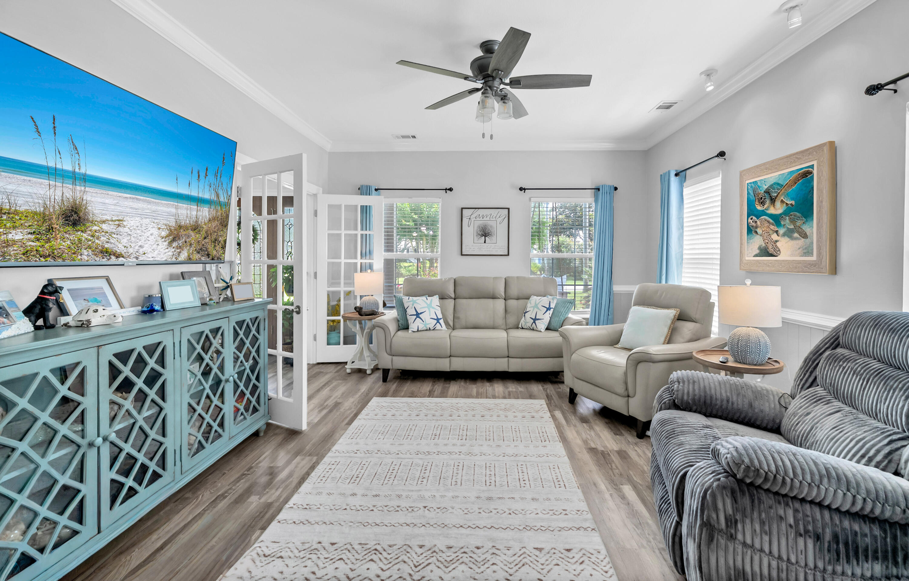 FLAMINGO BEACH - Residential