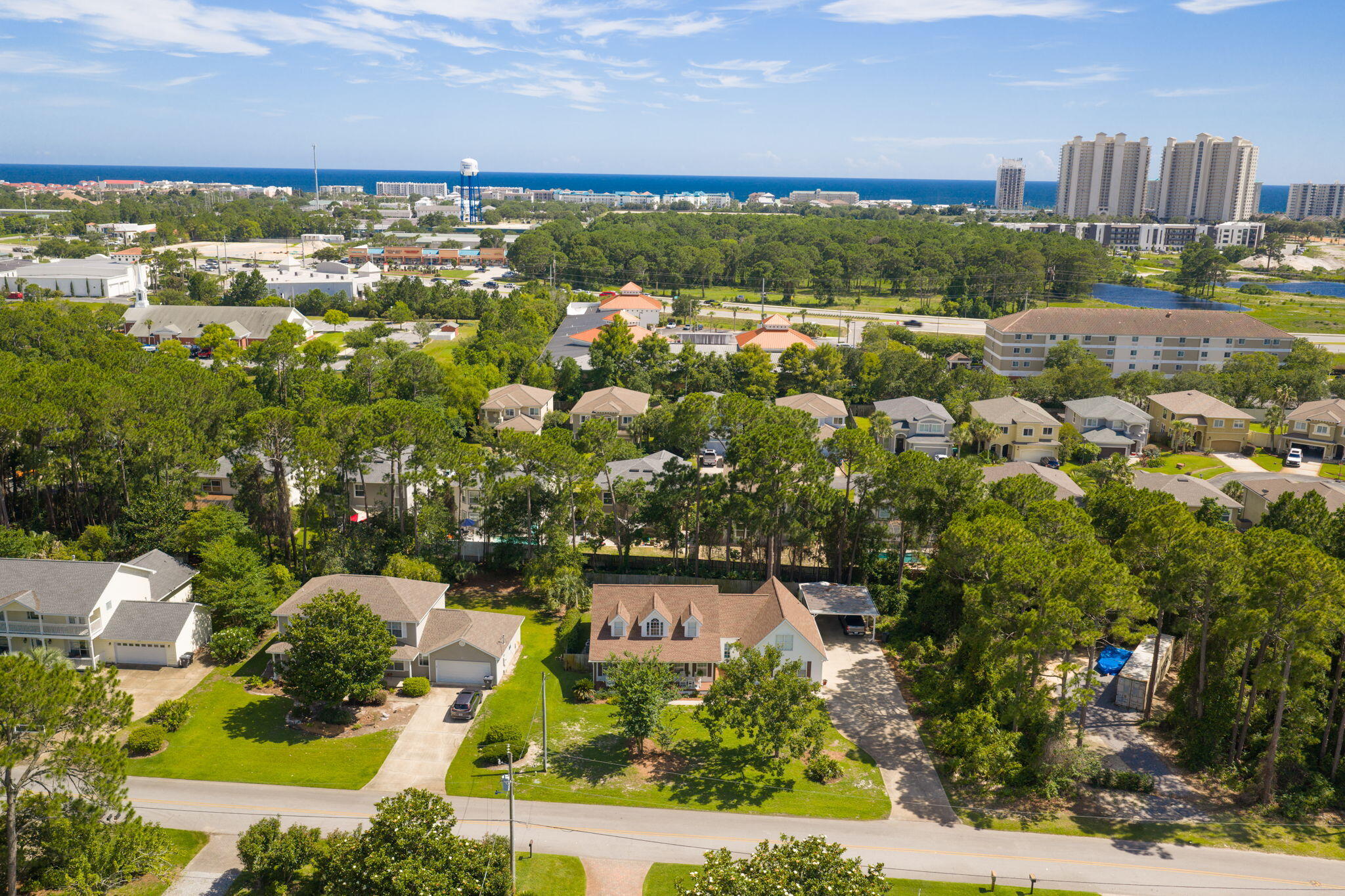 FLAMINGO BEACH - Residential