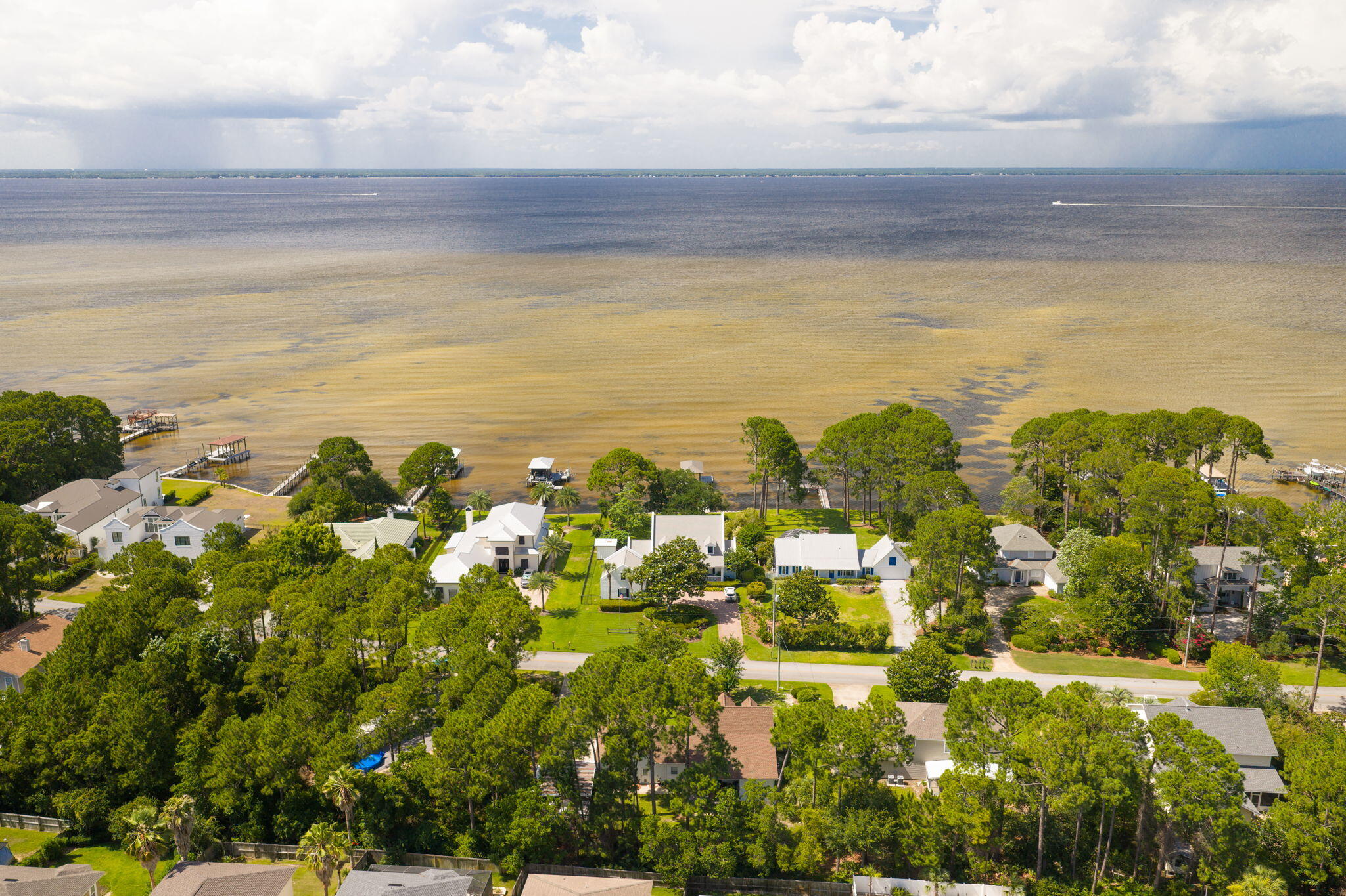 FLAMINGO BEACH - Residential