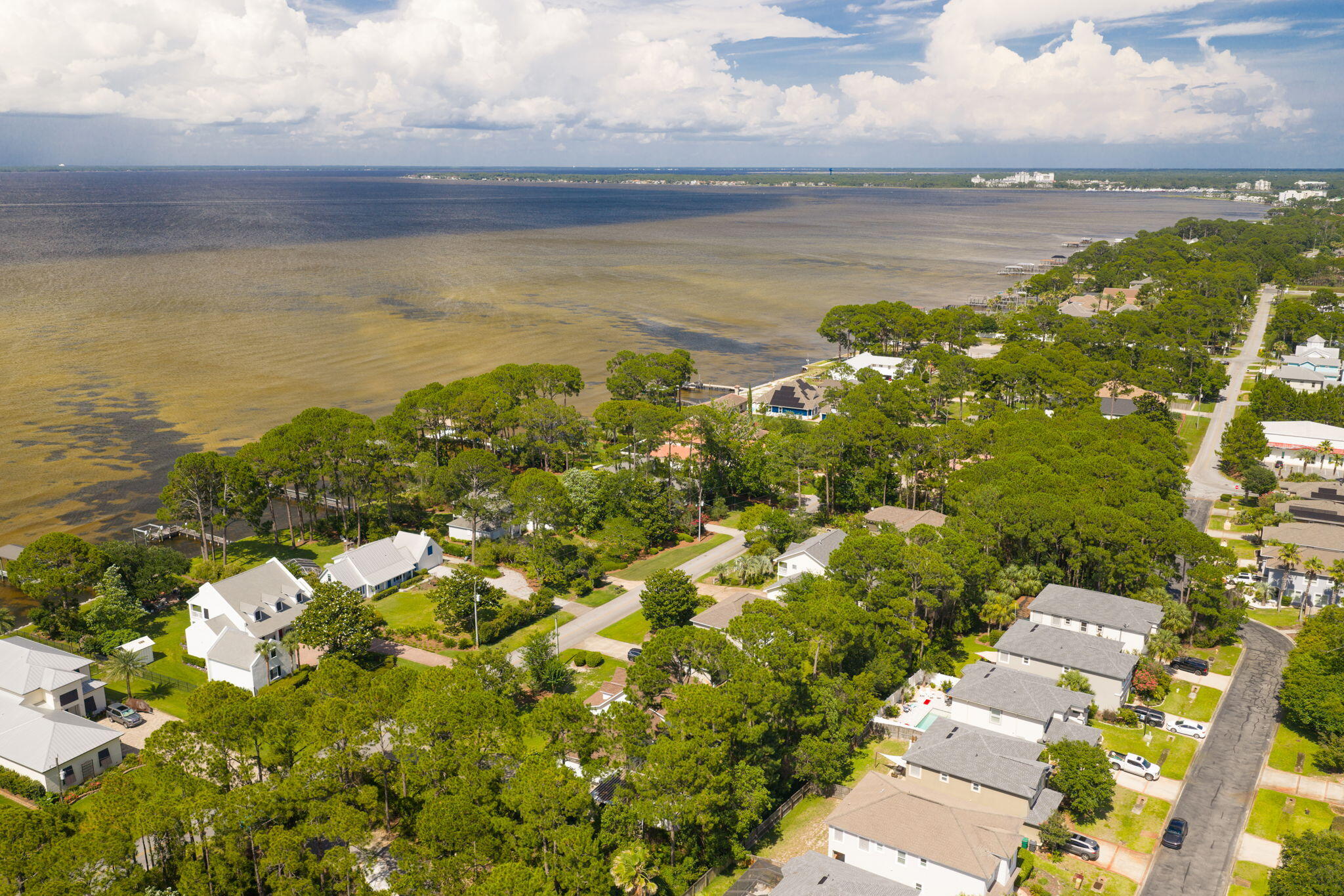 FLAMINGO BEACH - Residential