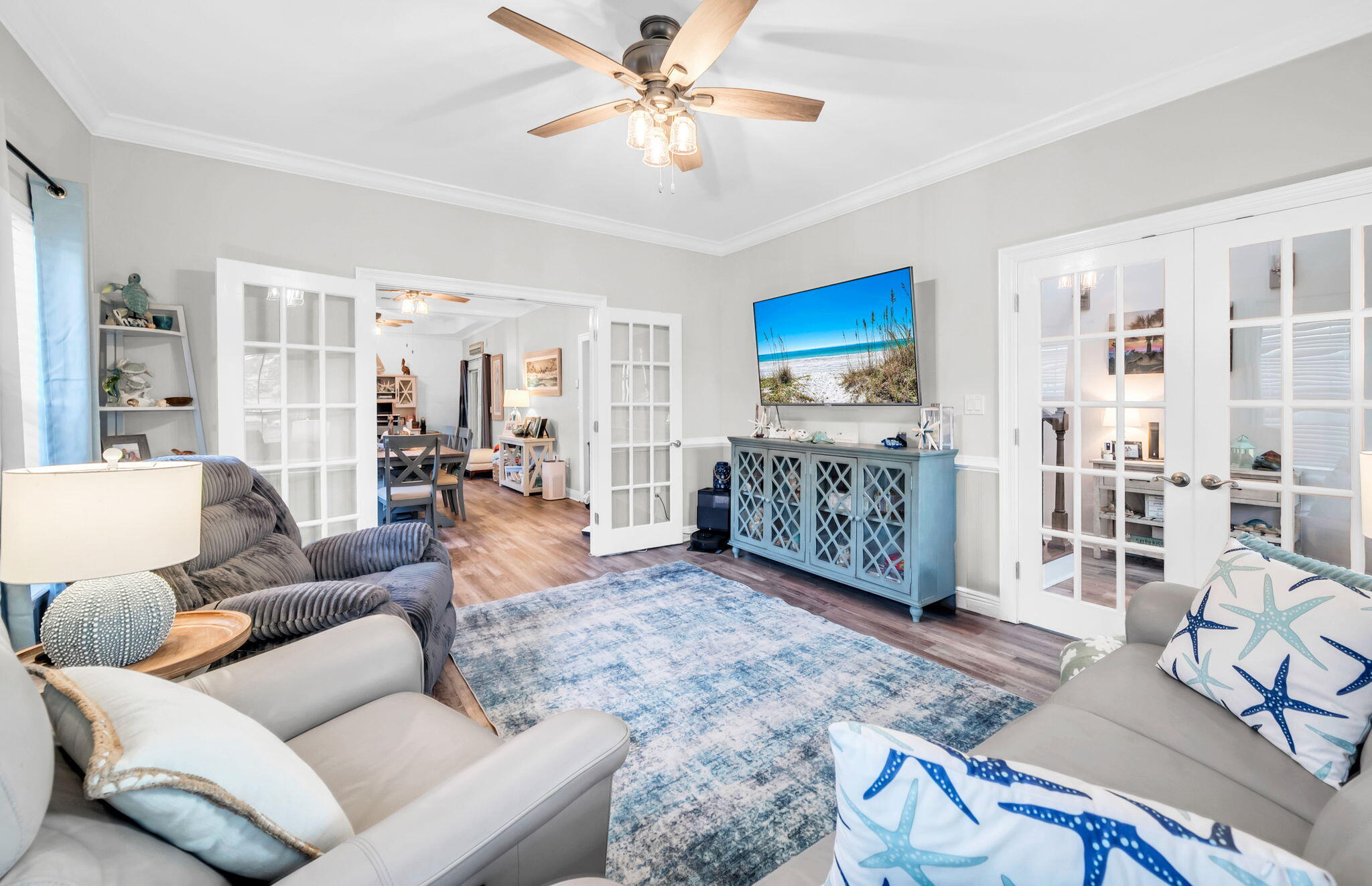 FLAMINGO BEACH - Residential