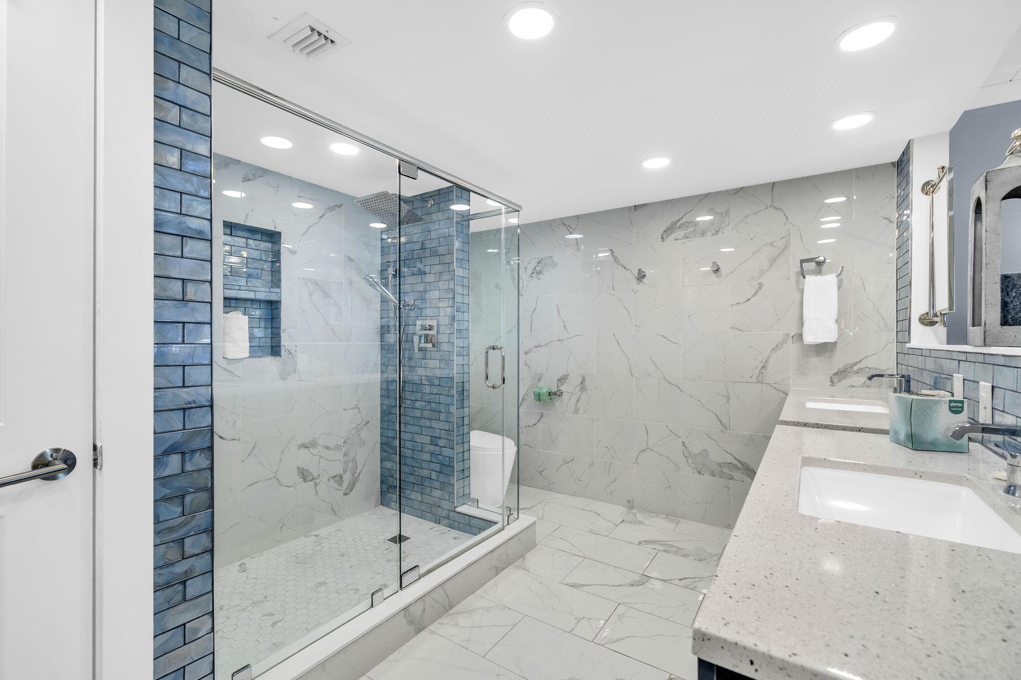 EDGEWATER BEACH CONDO PH 2 - Residential