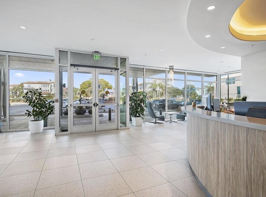 One Seagrove Place - Residential