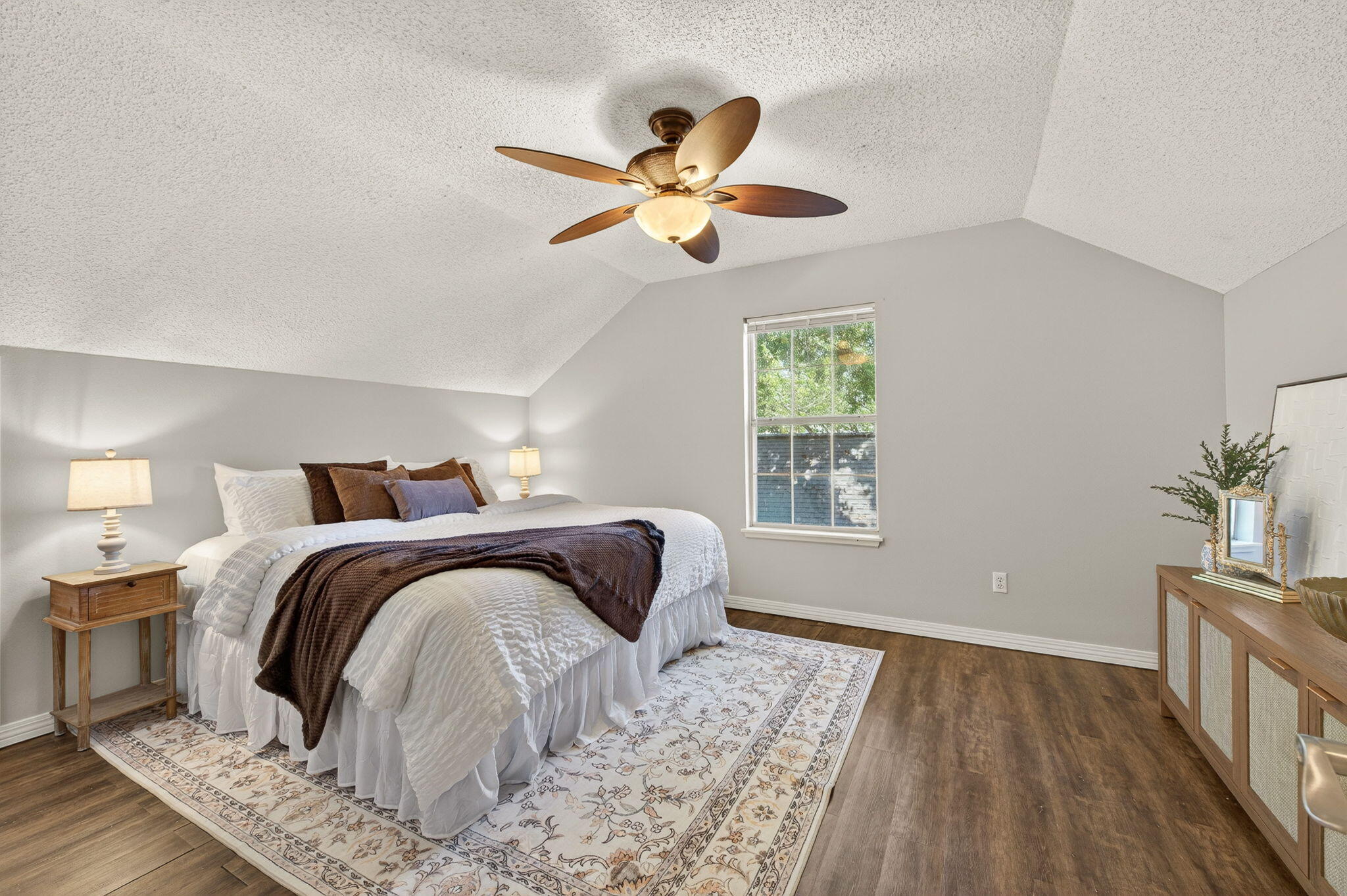 ISLANDVIEW BEACH - Residential