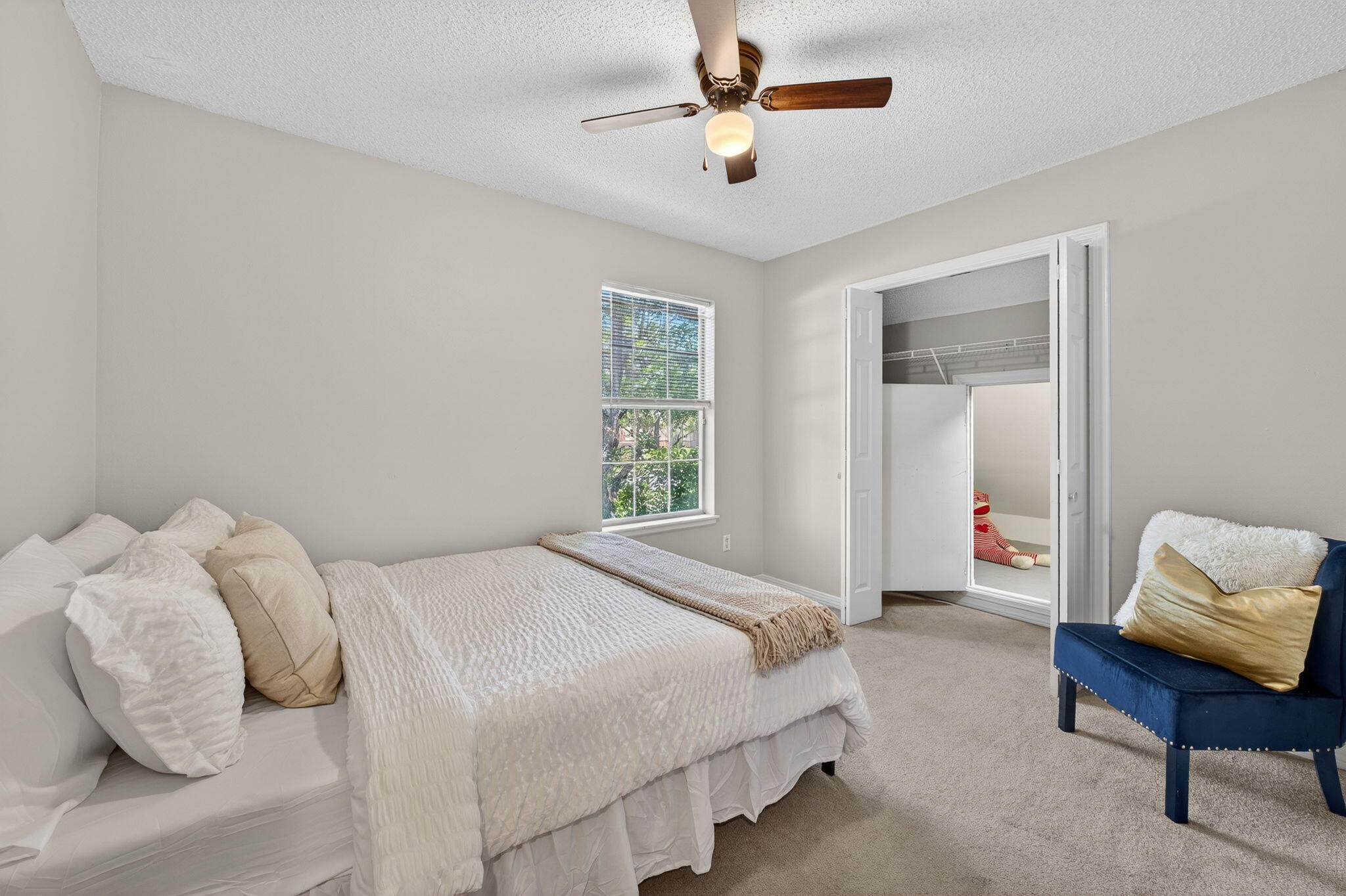 ISLANDVIEW BEACH - Residential