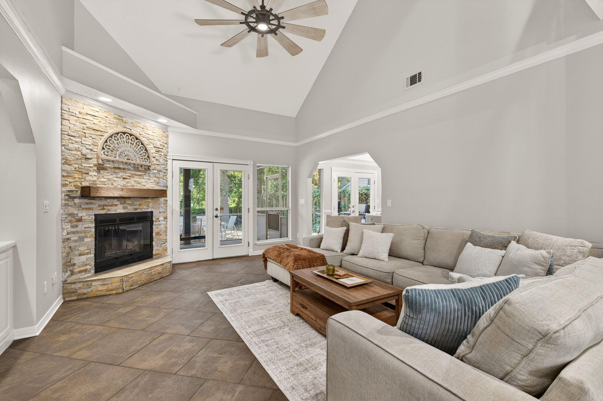 ISLANDVIEW BEACH - Residential