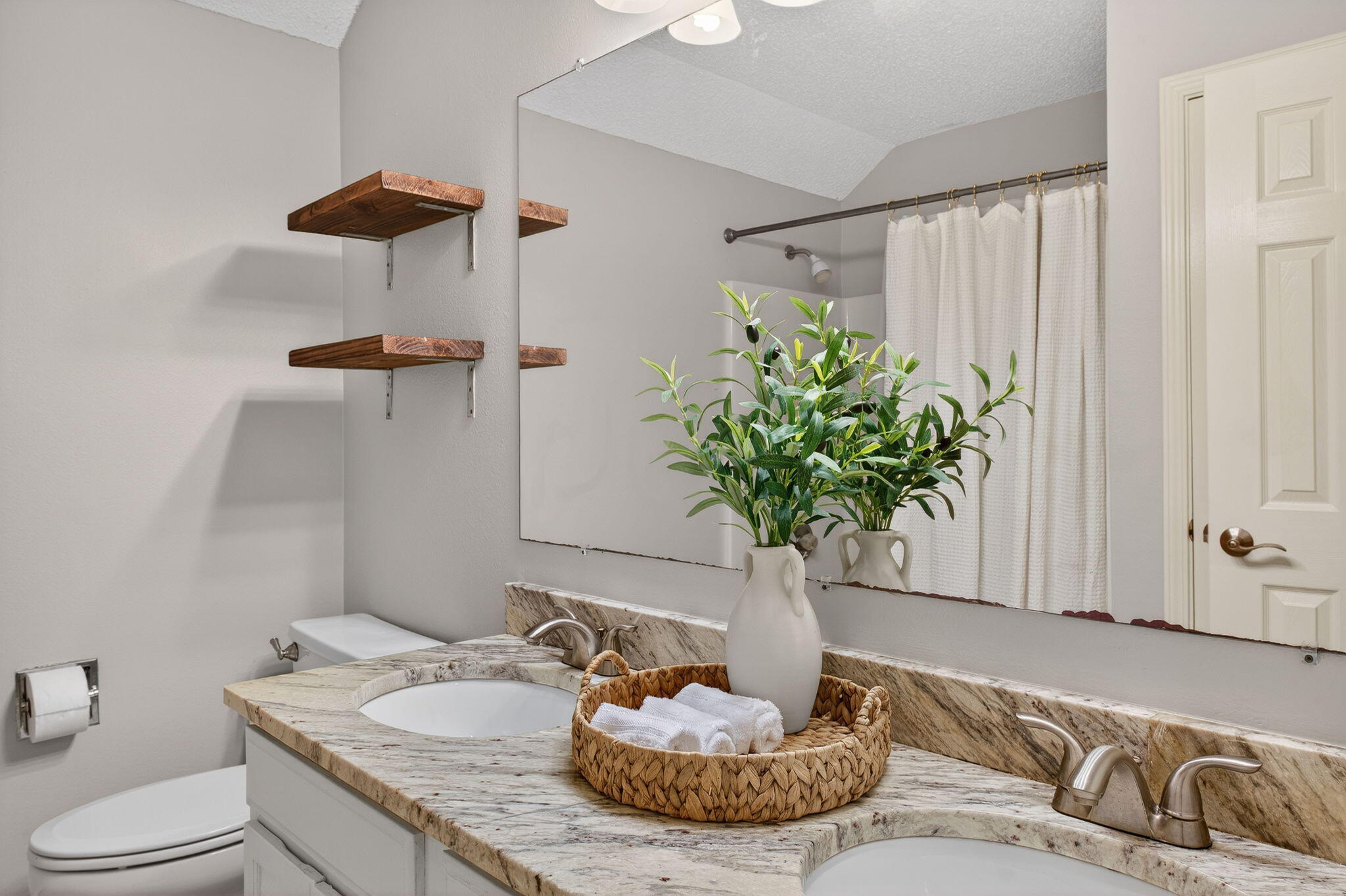 ISLANDVIEW BEACH - Residential