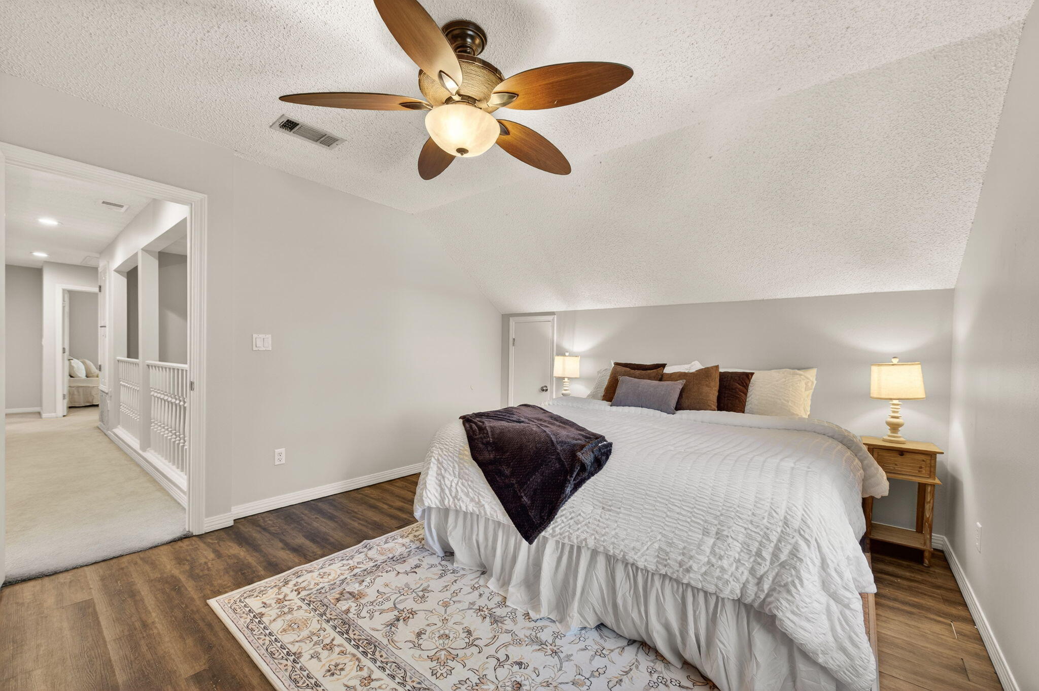 ISLANDVIEW BEACH - Residential