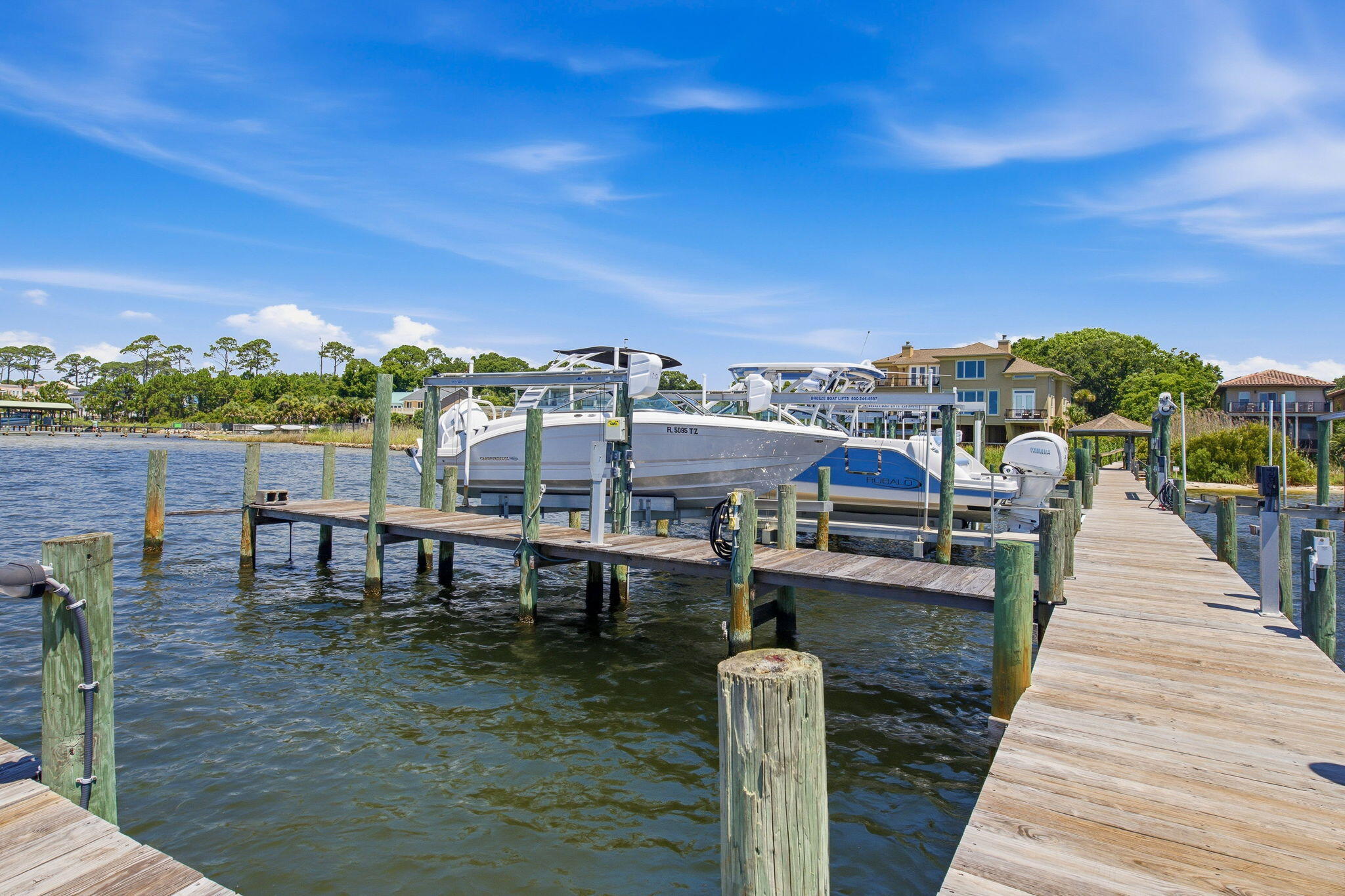 ISLANDVIEW BEACH - Residential