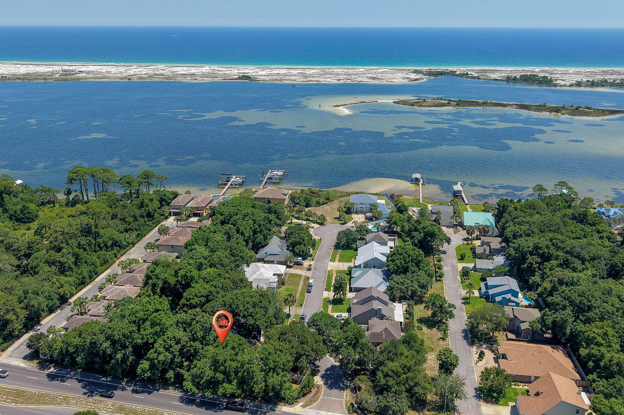 ISLANDVIEW BEACH - Residential