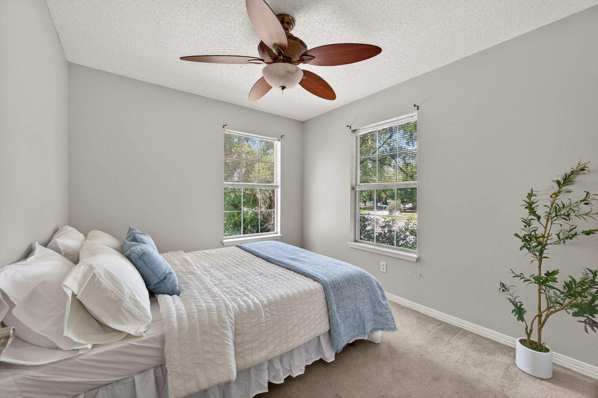 ISLANDVIEW BEACH - Residential