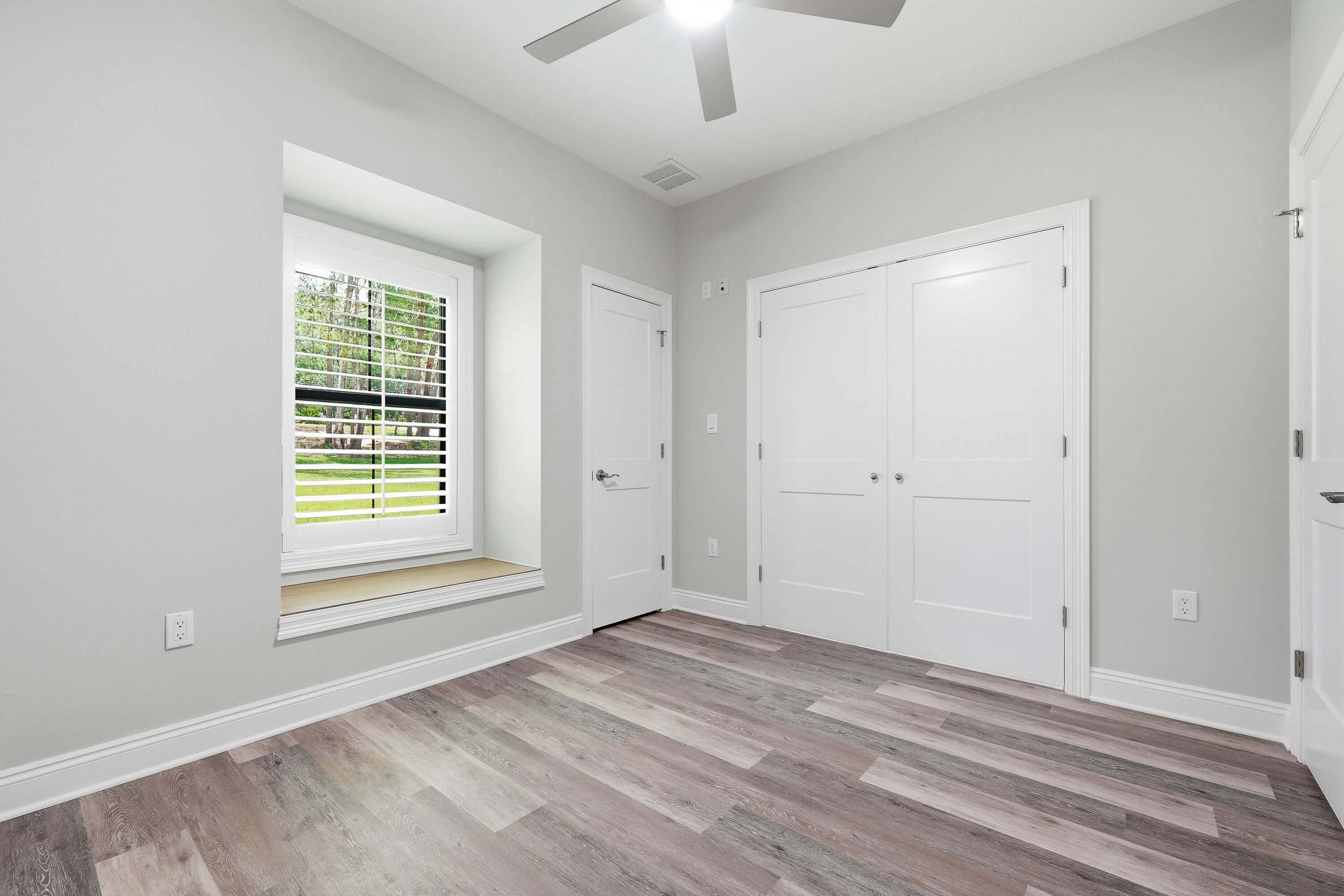 KENNEDY LAKE (UNRECORDED) - Residential