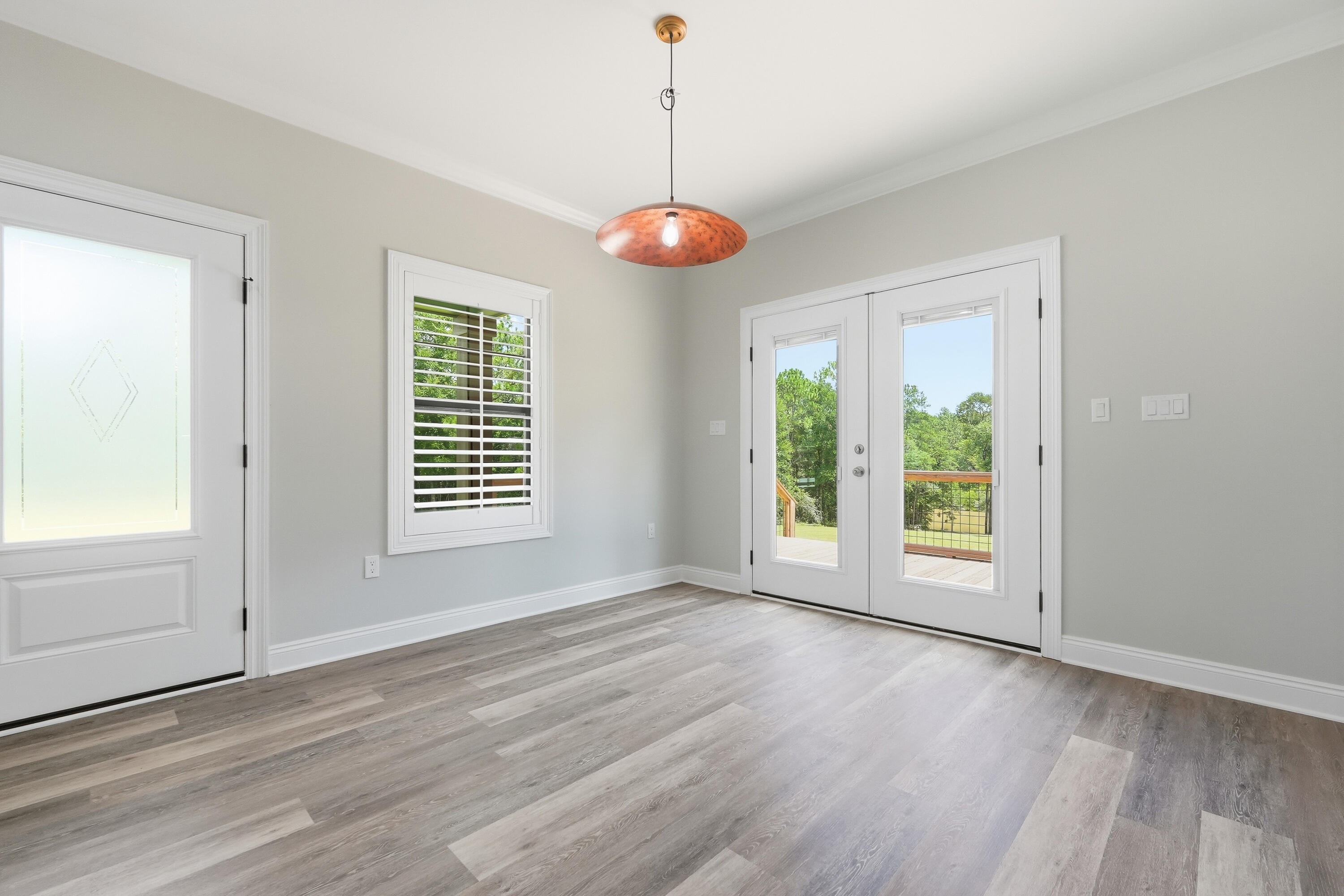 KENNEDY LAKE (UNRECORDED) - Residential
