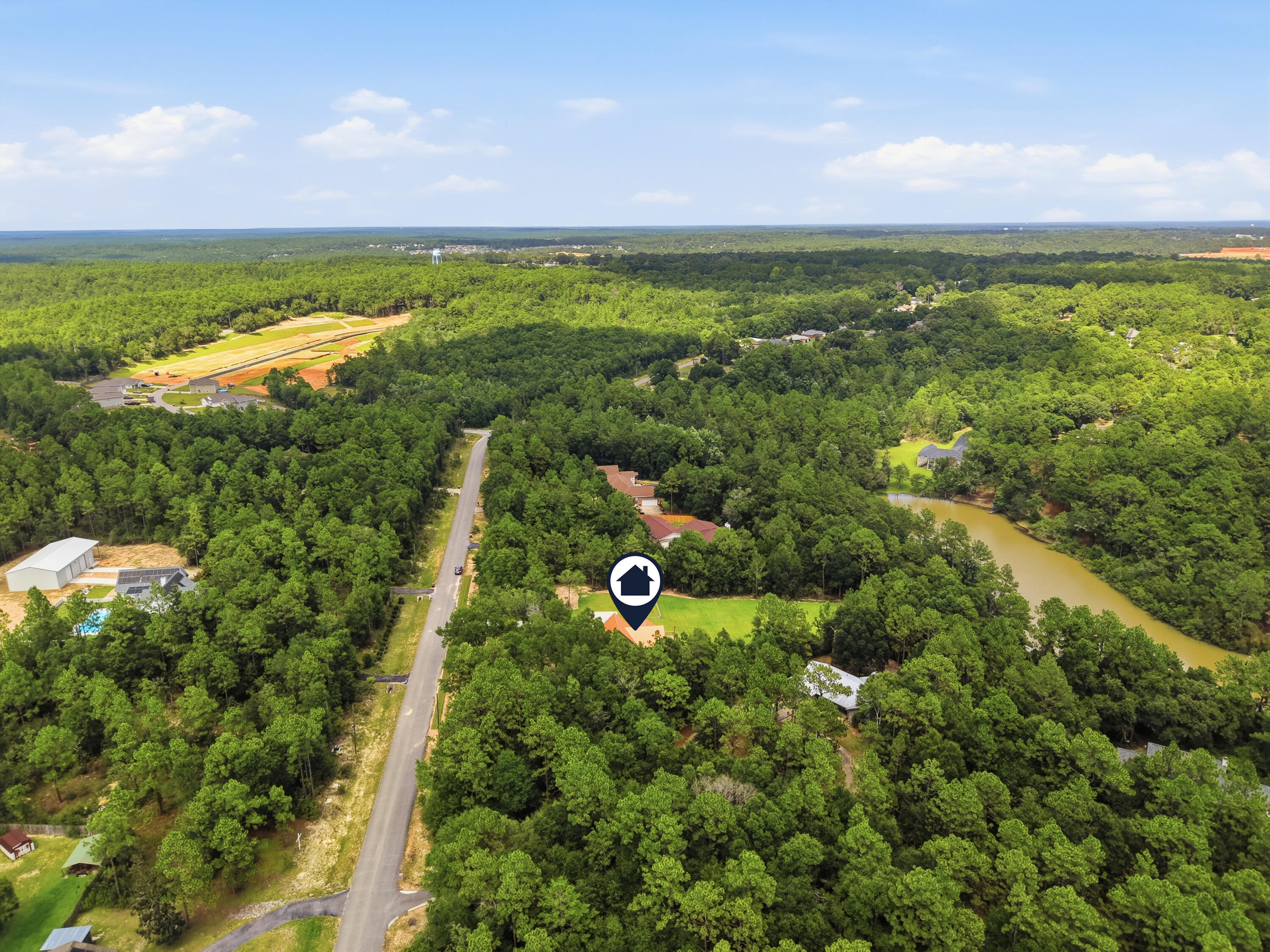 KENNEDY LAKE (UNRECORDED) - Residential