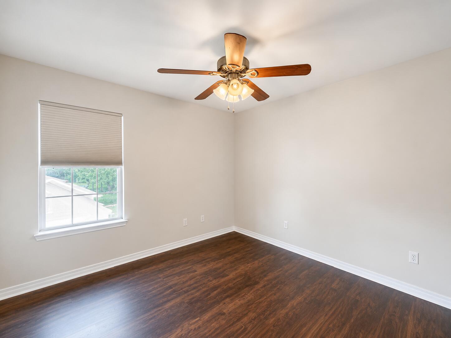 NORTH RIDGE CREEK S/D 1ST ADDN - Residential Lease