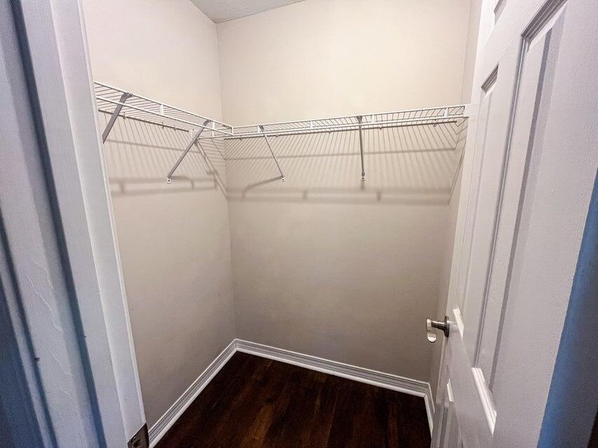 NORTH RIDGE CREEK S/D 1ST ADDN - Residential Lease