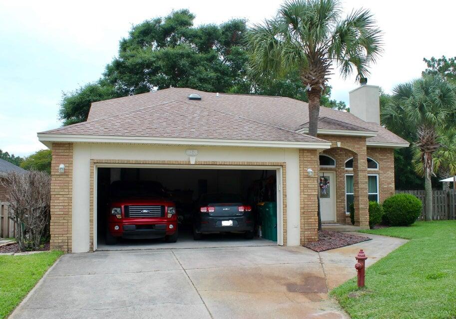 NORTH RIDGE CREEK S/D 1ST ADDN - Residential Lease