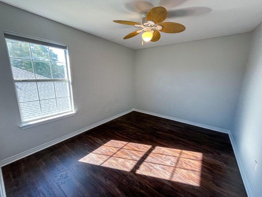 NORTH RIDGE CREEK S/D 1ST ADDN - Residential Lease