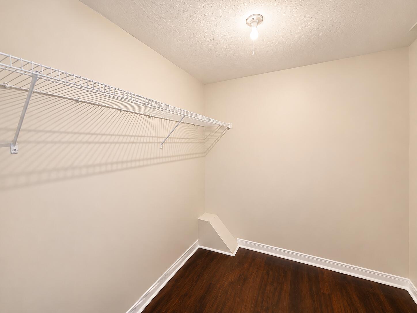 NORTH RIDGE CREEK S/D 1ST ADDN - Residential Lease
